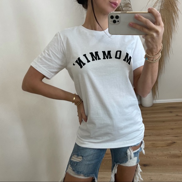 The Mommin Tee | White + Black